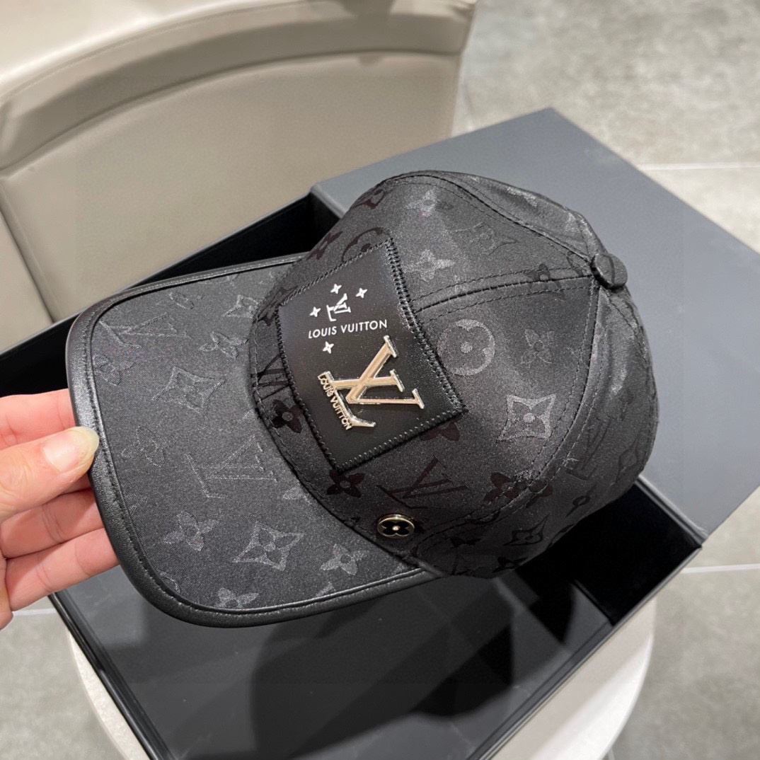 Louis Vuitton Caps